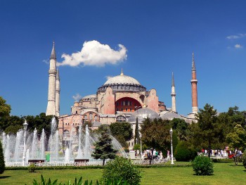 Chrám Hagia Sofia v Konstantinopoli (později mešita)